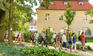 Group on a garden tour